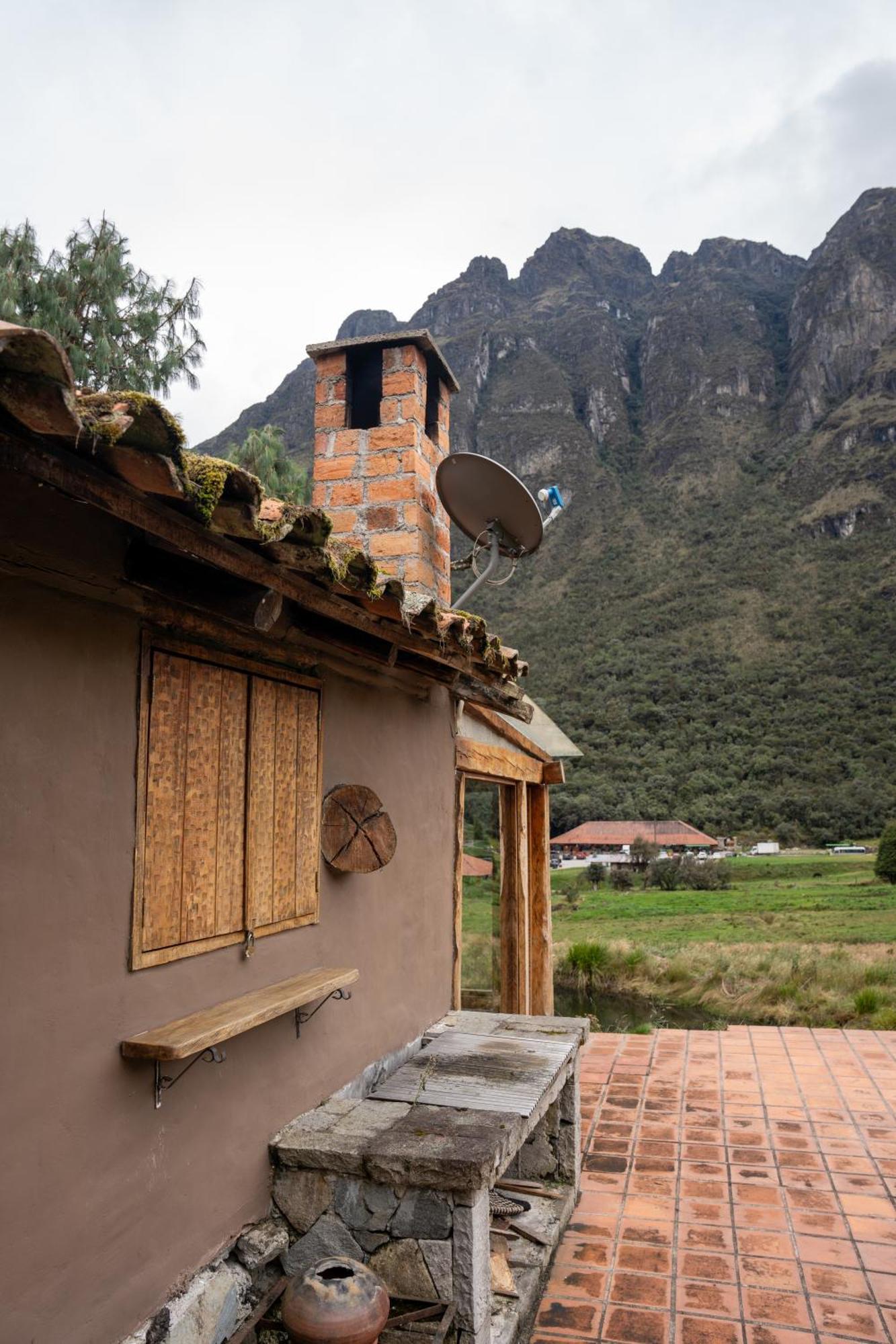 Hacienda Hosteria Dos Chorreras Cuenca Exterior photo