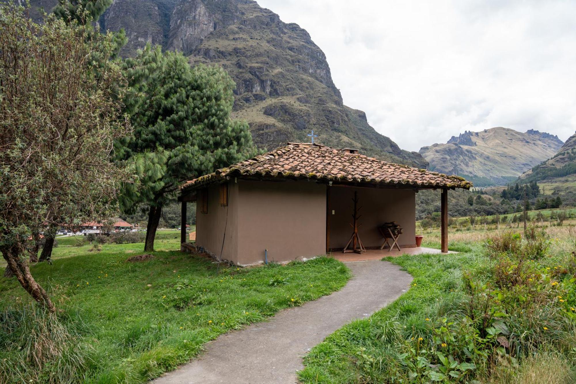 Hacienda Hosteria Dos Chorreras Cuenca Exterior photo